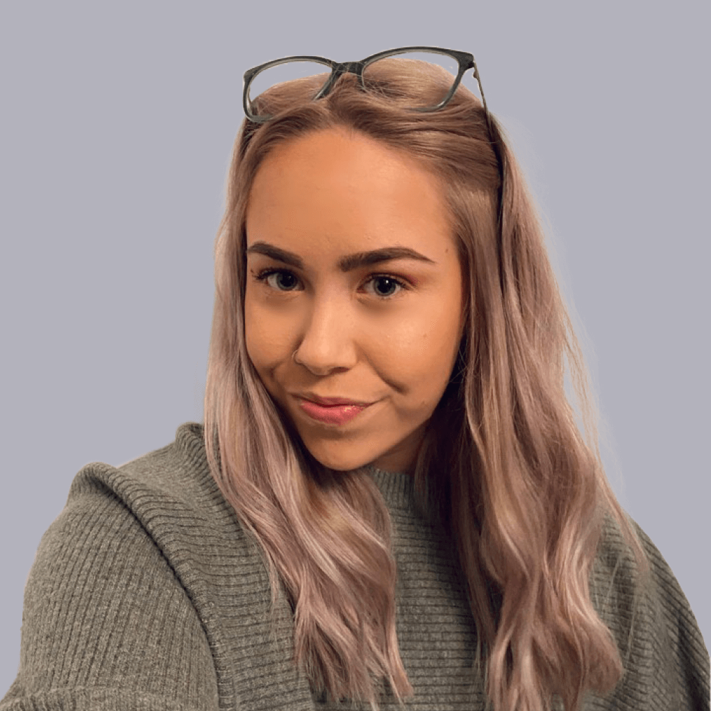Alys Kelly Headshot