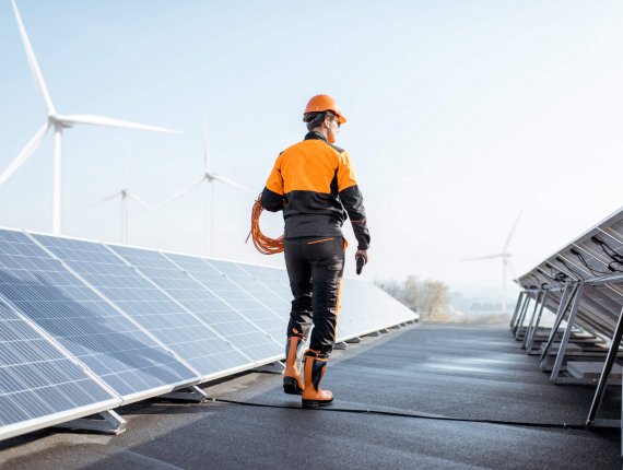 Solar-maintenance-worker